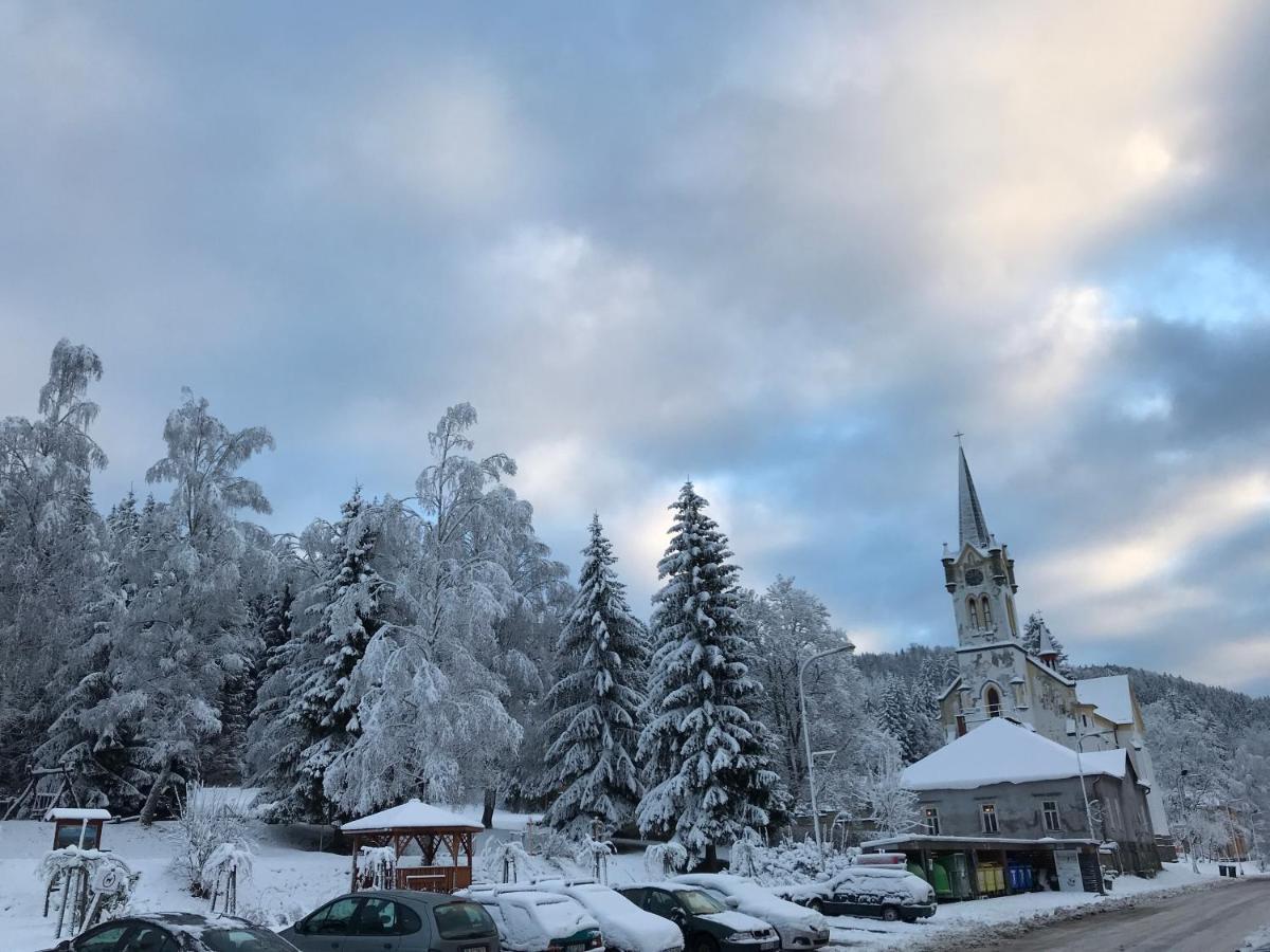 Penzion Mája Josefŭv Dŭl Esterno foto